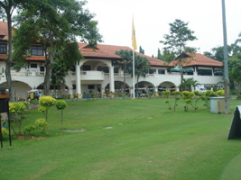 Kebab Golf Sultan Abdul Aziz Shah Course Clubhouse