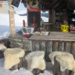 Mayrhofen
mid-mountain ice bar Mid-mountain ice bar